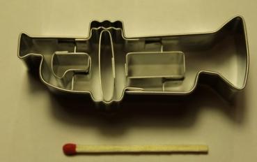Trompete, 67 mm breit, 25 mm lang, 20 mm dick, Aus Edelstahl