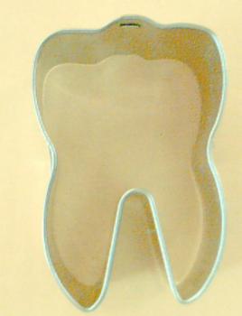 Zahn, 35 mm breit, 50 mm lang, 25 mm dick, Aus Edelstahl